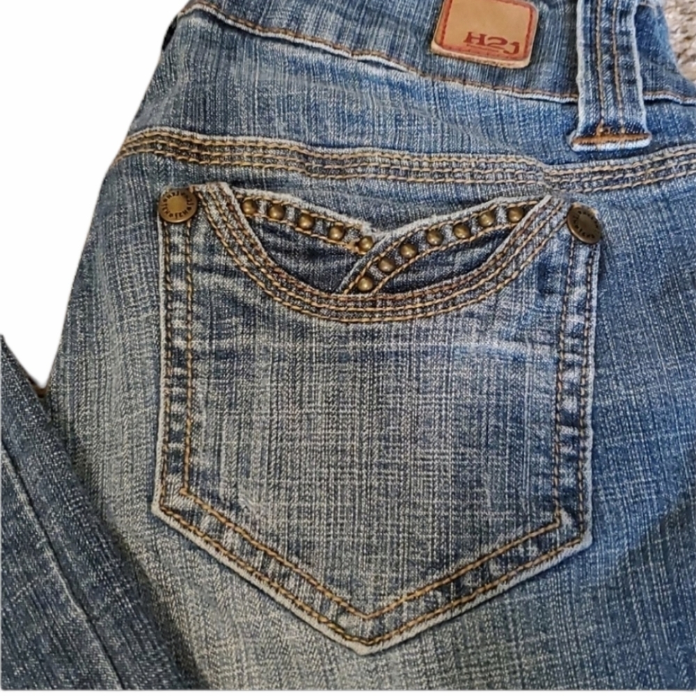 H2j Jeans size 5/6 cute detail on pockets